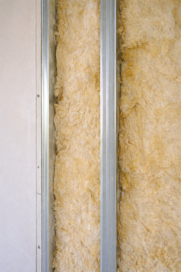 Isolation intérieure ou extérieure : que choisir pour votre maison ?